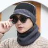 Berets Coral Fleece Dice Hat Winter Winter Beanie للرجال دافئ صوف متماسك