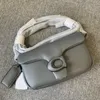 Designer Damestassen handtassen Echt leer Schapenvacht Zacht metalen knopkussen Gestreepte schouder Crossbody Flap Bag Vrouwelijk handvat Strandfeesttas Portemonnee boodschappentas