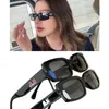 22 Nieuwste Luxe kleine rechthoekige plank zonnebril UV400 voor vrouwen 54-18-145 ontwerp Zwarte kleur zonnebril voor Precription fullset case