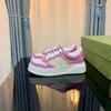 Yeni Tasarımcı Ayakkabı Erkekler Kadınlar Rahat Ayakkabılar Ace Arı Sneaker Klasik Beyaz Çizgili Tuval Ekleme retro Sneakers Chaussures Hayvan Nakış Eğitmenler ile kutu 35-45