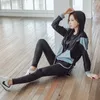 Designer Tracksuits New Yoga Fitness Sports Suit Women Leggings Lång ärm Temperament Hoodie Gym Morgonkörning Fritidsmode