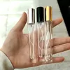 10 ml Quadratische Bevorzugung Mini Klarglas Ätherisches Öl Parfüm Flasche Spray Zerstäuber Tragbare Reise Kosmetik Container Parfüm Flaschen C0621G03