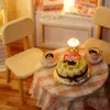 Toz kapağı ile bebek evi minyatür el yapımı casa diy oyuncaklar çocuklar için doğum günü hediyeleri kedi kek günlüğü h014
