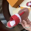 Fashion-Colorful Patent Canvas Leather Flat Thong Mule Slides Ladies Sandals Red P002