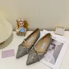 Дизайнерские сандалии waterestone cheape Женщины хрустальные туфли заостренные ноги для плоской обуви для банкет-туфли Shiny Black Silver Gold Size 35-40