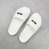 Leder Gummi Meens Pool Slides Sandale Hausschuhe TPU-Material 20 mm Bogen weiches Reinigungstuch 3D-Schnalle Wommen Summber Beach Italien Balenciagas balencaiga