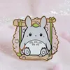 Lindo conejito gris Sakura flor de cerezo Pin de esmalte duro dibujos animados Kawaii Totoro broche accesorios fanáticos del anime coleccionar insignia joyería 1564003