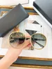 Xiaoxiangjia's New Fashion Personality Grandi occhiali rotondi tempestati di diamanti Star Xiaohongshu con gli stessi occhiali da sole