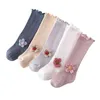 Mois de chaussettes pour bébés nouveau-nés fleur de longues chaussettes à tube à tout-bas des tout-petits coton chaussettes hautes accessoires pour garçons J220621
