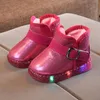 niño iluminar zapatillas de deporte