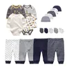 Conjuntos de roupas nascidos 16/18pcs roupas de menino de menino algodão sólido menina corpora