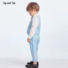 Топ и Springautumn Baby Baby Genleman костюм белая рубашка с бабочкой + полосатый жилет + брюки 3 шт. Формальная детская одежда для одежды 220326