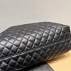 Сумки с большими грузоподъемниками сцепление с кладкой мешков с кросс -сами -двойниками классическая полосатая решетка или женская модная цепочка дизайнерская дизайнерская сумочка