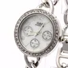 Нарученные часы GD Женщины смотрят серебряную группу из нержавеющей стали страной роскошный браслет женский белый циферблат Quartz Analog Watcheswrwr