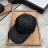 2022 Broderie Designer Seau Chapeaux Pour Hommes Femmes Chapeaux Équipés Wihte Et Noir Mode Casual Designer Soleil Chapeaux Casquettes 2207274D