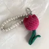 LLavero de tejido de cadena de perlas con flor de tulipán hecho a mano para mujer y niña, colgantes de bolso de ganchillo, llavero de coche, abalorios, regalo de joyería