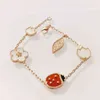 Designer de luxo Europa de alta qualidade Marca famosa Jóias de prata Cor de ouro rosa Pedra preciosa natural Lucky Ladybug SpringE5TI