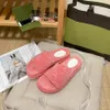 Projektantka Slipper luksusowe mężczyźni sandały sandały marki slajdy mody kapcie lady slajdowe grube dno design butów trampki według marki S139 06