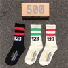 Meias masculinas Fashion Stripe 123 Skateboard Sports White /Black Trend Hip Hop 3 Pares /caixas Modelos de casais de algodão Casual Socksmen's