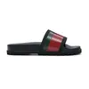 2022 Luxurys designers sandaler för män kvinnor klassiska blommor brokad glider lägenheter läder gummi plattform flip flops växel bottnar strandskor jägare grön