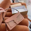 5A  최고 품질의 여성 어깨 가방 디자이너 클래식 프린팅 핸드백 이중 스트랩 패션 Tebby 토트 금속 소녀 선물 가방