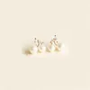 Tornillo de clip-On Back Back Corea Forma de fresa Pendientes de clip para mujeres Cz CZ Doble Pearl Sin joyas perforadas No Allergy Clip-On