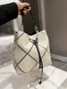 Luis Vuittons Leather Lvse Bags LouiseViutionbag Game Peach Braided Bucket Fashion Heart White Tricolors Poker Elements Women Clutches Casual Shopping Handbag