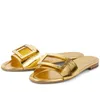 Tasarımcı Düz ​​Kadın Terlik Düzleri Lüks Marka Ayakkabı Tüp Metalik Deri Madalyon Düz Sandalet Yaz Plajı Sandal Slayt 35-43
