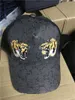 Дизайн мужских бейсболков Женщины Женщина Бренд Tiger Head Hats пчела для вышивки змеи мужчин, женщины, женские каскат Sun Hat Gorras Sport