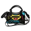 Graffiti lokomotiv handväska kvinnors väska ny mode en axel personlig kreativ messenger vip lyxväskväskor damer 220614
