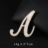 Lettres perle broche bijoux pour femmes fille Alphabet plaqué or métal Badge strass épinglette