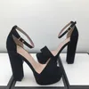 Designer-2021 Moda Sandały Letnie Kobiety Klamry Pasek Platforma Heeled Platform Slides Chunky Heel Guma Sole Black Wensens Buty Wysokiej jakości