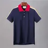 Yaz Giysileri Lüks Tasarımcı Polo Gömlek Erkekler Günlük Polo Moda Yılan Arı Baskı Nakış Tişört Yüksek Sokak Erkekleri Polos Asya Boyut M-3XL