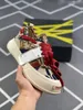 2023 Ogdesigner Smilerepublic Canvas Sneakers مخططة شرابات عتيقة أزياء الأحذية غير الرسمية للرجال منصة الجري أحذية الموسم ظلال Smile Flats المدربين