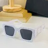 Rivet Diamond Okulary przeciwsłoneczne Millionair Disco Kobiety mężczyźni Pearl Designer Flash Square Shades D4426B Kobietowe lustro Księżniczka Świeci kryształowe szklanki słoneczne