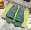 2022 Designer slippers mode dikke bodem sandalen brief borduurwerk dia's dame platform wiggen sandaal strand hoge hak met 2022