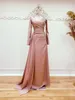 Elegante high neck moslim avondjurken kant -appliques kralen lange mouwen satijn Arabische Dubai islamitische beroemdheid feestjurken sweep trein prom jurk aangepast 2022