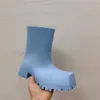 2023 Bottes en caoutchouc Trooper Luxe Paris Bouts carrés Botte de pluie Chunky Design Femmes Semelle extérieure à dents grossières Résistant à l'usure Arc de 5 mm imperméable