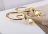 Hoop Huggie Wowen europeo e americano S925 Alta moda in lega d'oro zaffiro doppio cerchio con orecchini di perle 2 paia / lottoHoop
