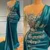 Graceful Mermaid Beaded Evening Dresses V Neckline Long Sleeves Arabic Plus Size Prom Gowns Sequined Sweep Train Satin Formal Dress