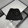 Femmes039s jupe à la mode courte avec paquet en nylon style triangle inversé dame robe sexy de haute qualité taille noire sl2743780