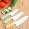 3Pcs Kids Safety Cutter a dente di sega Coltello da frutta in plastica Chef per bambini per pane Lattuga Coltelli da cucina per bambini Strumento fai da te LX4789