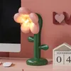 Lampade da tavolo Peach Blossom Creative Flower Lamp Camera da letto Decorazione da comodino Gioielli di alto valore Regalo romantico Night StandTavolo