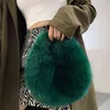 Vinter Real Fox Fur Soft Shoulder Bags for Women Casual Plush Crossbody Påsar Päls Koppling Purväska Hink Tygväskor Handväska 220510