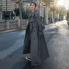 Style coréen Lâche Surdimensionné XLong Femmes Trench-Coat DoubleBreasted Ceinture Lady Cape Coupe-Vent Printemps Automne Survêtement Gris 220810