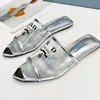 22S Summer Name Brand Sliper Sandal Flat Shoes Women Women White Black Print Plexiglas Slides Slides Open Open Tee و Dointed Dress Party Size 35-40