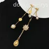 Luxury Fashion Earring Flower Earrings Hoop Earring With Pearl Women Dangle Chandelier Earings Sparkling Ear Cuff Dongjewelrys Necklaces