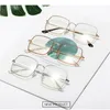 Lunettes de soleil de mode Cadres Métal Rouge Square Lunettes Cadre Lunettes Clear Lens Non Prescription Vintage Lunettes Femmes MenFashion Seae22