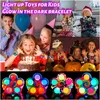 مستلزمات الحفلات الاحتفالية الأخرى Scione Glow Favors للأطفال بقيادة Pop Spinner Bracele