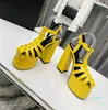 Marka Łańcuch Kobiety Wysokie Obcasy Dress Buty Party Moda Nity Girls Sexy Seksowne Toe Buty Klamry Platform Pompy Ślubne Buty Czarny Biały